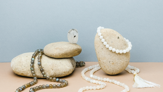 String Of Pearls: How to use a Meditation String